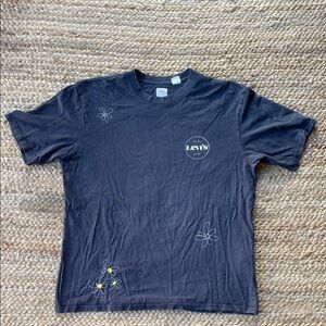 Levi's Dark Gray Floral Graphic Tee